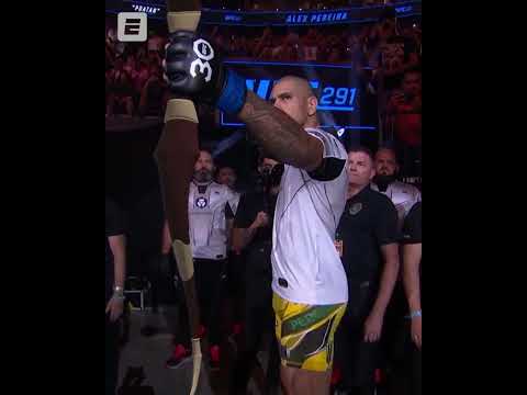 Alex Pereira Dominates Again, Defending Light Heavyweight Title at UFC 307