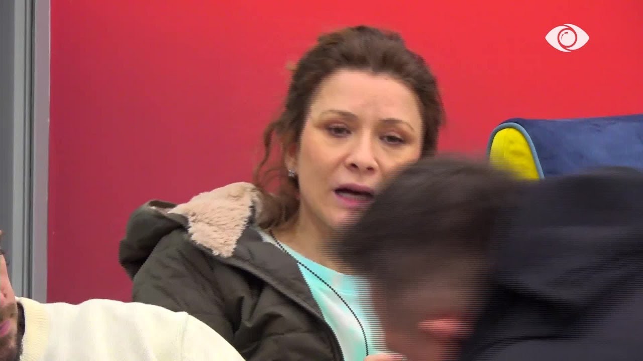 “Unë të dua fort, por ti je…”, Egla debaton me Julin: Me ty nuk funksionon inteligjenca