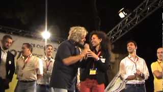 preview picture of video 'Beppe Grillo a Barcellona Pozzo di Gotto SICILIA - Movimento 5 Stelle (parte 4 di 4)'