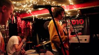 CAKE SHOP - CMJ 2010 - CLOUD NOTHINGS