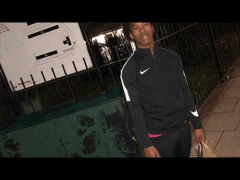 Latts zt  Buckingham Palace #exclusive