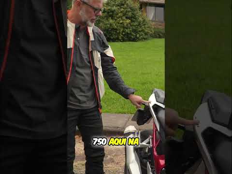 Honda Hornet 750: A Street Fighter Brutal #moto #motos #honda