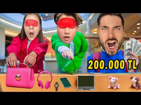 KARDEŞLERİMİN GÖZÜ KAPALI DOKUNDUKLARI HER ŞEYİ SATIN ALDIM!