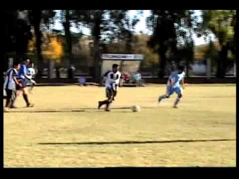 JUVENILES B. 6ta División. ESTUDIANTES - J.J. DE URQUIZA. 8-5-2011.