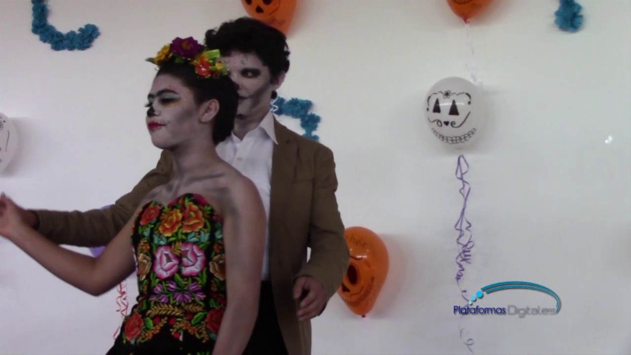 Director del Complejo Regional Norte Zacatlán, habla sobre el desfile de calaveras.