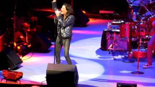 Martina McBride- Cry baby Cry