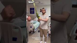 'שהחיינו' אחרי היציאה מהשבי: יוסף אוחנה ואביו בנטילת לולב מרגשת (חדשות ערוץ 7) - התמונה מוצגת ישירות מתוך אתר האינטרנט יוטיוב. זכויות היוצרים בתמונה שייכות ליוצרה. קישור קרדיט למקור התוכן נמצא בתוך דף הסרטון 'שהחיינו' אחרי היציאה מהשבי: יוסף אוחנה ואביו בנטילת לולב מרגשת (חדשות ערוץ 7) - התמונה מוצגת ישירות מתוך אתר האינטרנט יוטיוב. זכויות היוצרים בתמונה שייכות ליוצרה. קישור קרדיט למקור התוכן נמצא בתוך דף הסרטון