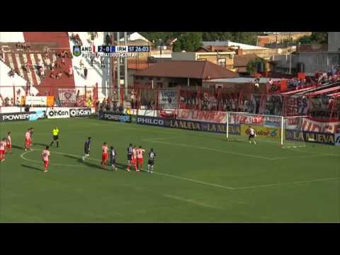 Penal fallado. Los Andes 3 - Ind. Rivadavia 0. Fecha 5. Primera B Nacional 2015. 2015.