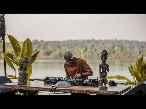 Mandas - Hype It Up 008 | Afro House, Afro Tech (Live Mix)