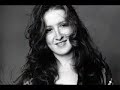 Bonnie Raitt  -  "Wah She Go Do"