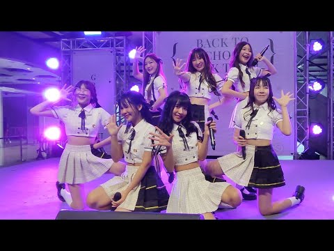 ;POP-Peachyou ⎡ BACK TO SCHOOL , BACK TO U! ⎦ 110223 @The Market Bangkok