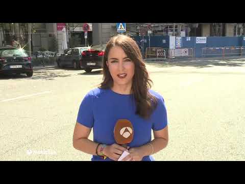 ANTENA 3 NOTICIAS. El derrumbe de una parte del hotel Ritz causa la muerte de un trabajador.