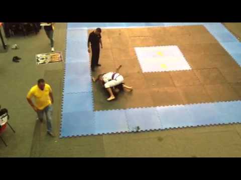 Mundial De Jiu Jitsu cbjje 2013 1 luta Pedro Agrizzi