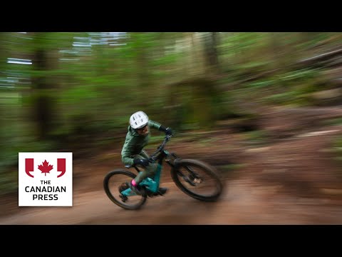 76-year-old 'Queen of the shore' finds community after 30 years