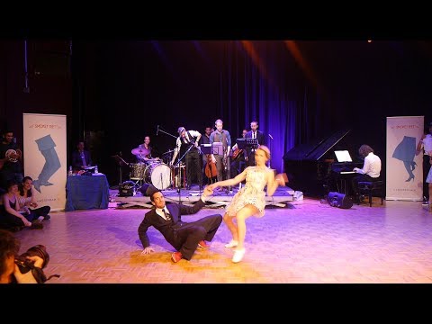 Smokey Feet 2017 - Felipe Braga and Alice Mei - social demo