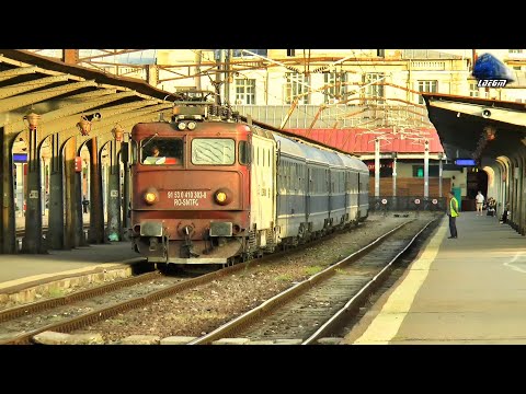 Trenuri de Călători pe Apus/Passenger Trains on Sunset in Gara București Nord Station - 20 Sept 2020
