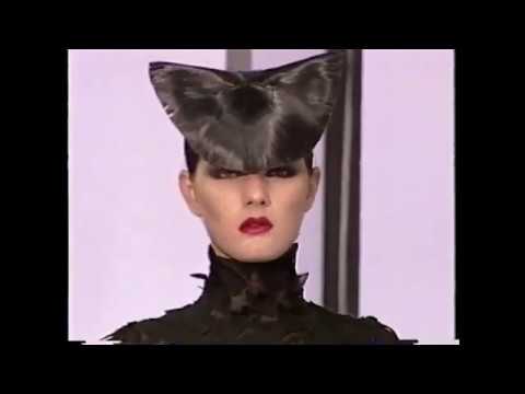 DESFILE ALEXANDRE HERCHCOVITCH OUTONO / INVERNO 1999 - FALL / WINTER 99 - 00