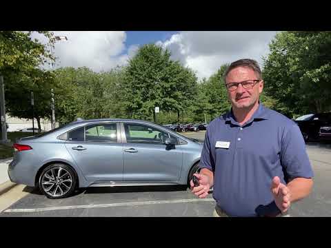 Adding Black Emblems to 2020 Corolla SE - What a Difference!