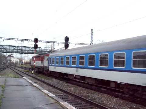 749 107 na čele R 1245 - Praha Smíchov - 20.11.2010.