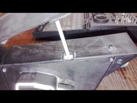 мерседес mercedes w204 ошибка p2123 ESP не действует, сигнал....часть1