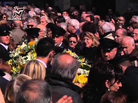 Funerali Jannacci, Milano saluta Enzo - TGN 02/04/2013