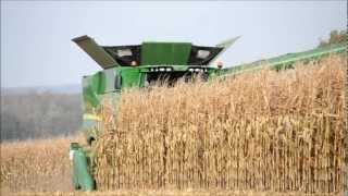 NEW John Deere S690i - Corn Harvest