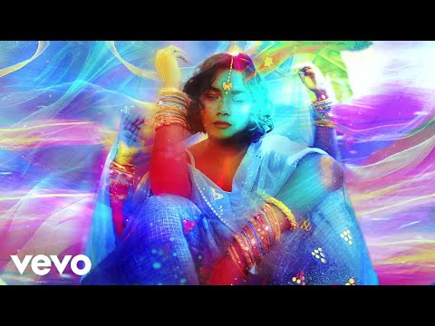 Paravi - Broken English (Lyric Video)