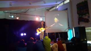 Simon Lynge singing &quot;crazy&quot;