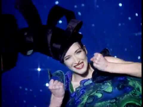 East 17 - Around The World (Official Video)