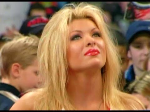 (720pHD): WCW Nitro 11/13/00 - Tygress, Major Gunns, Paisley, Miss Jones & WCW Roster Segment