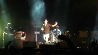 MAXIMO PARK - GIRLS WHO PLAY GUITARS + THE NIGHT I LOST MY HEAD (Open Flair Festival 08.08.2009)