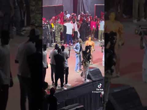 Chedy et Mami la Star sur la scène ( Concert de Chedy ) #Palais_De_la_Culture 2023