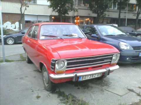 Living next door to Alice - Classic Cars in Belgrade Part 2