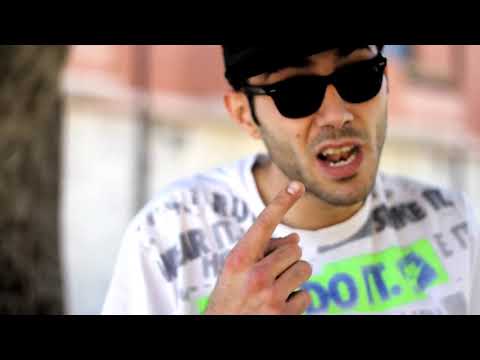 Santiago & Buz Business  - Non mi basta un attimo (Official VIDEO)