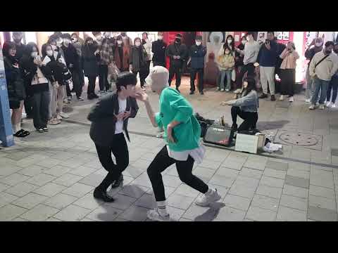 20221025 195414 #카가와 유(Kagawa Yu) #김효진 #강신화 합동공연 박진영 - FEVER (Feat. 수퍼비, BIBI)