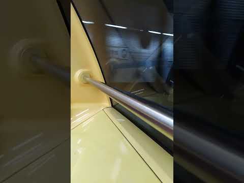 (Métro Toulouse ligne A) VAL208 NG UM PH 61 - 47, départ de la station Reynerie