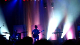 Devo- HD - Gates of Steel - Cold War - The Vic - Chicago, IL 2009