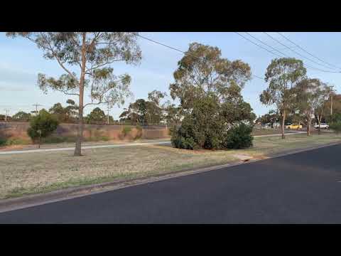 6MA5 Down Train with Loco Ghan NR75-NR58