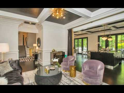 55 Harbor Lane, Roslyn, NY 11576