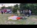 Paraglider crasht op camping na botsing