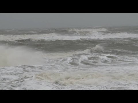 Orkan Xaver erreicht Sylt - Insel verbarrikadiert sich - Erste Feuerwehreinsätze