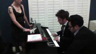 Lee DeWyze sings Kings