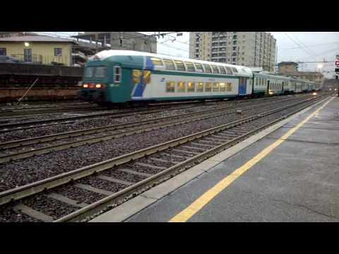 E464 240+4 piano ribassato+pilota 2 piani - Milano Greco 25/11/2016