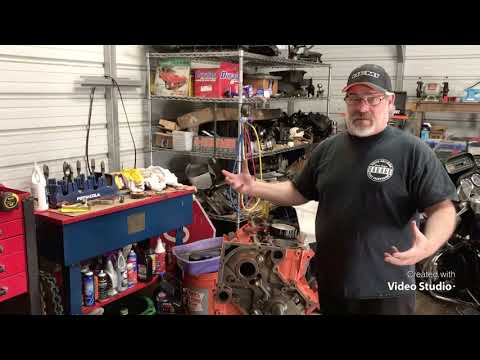 5.7 Hemi piston install and the difference between the pre and eagle pistons and a little shop talk.