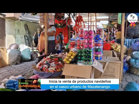 Venta de productos navideños en el casco urbano de Mazatenango