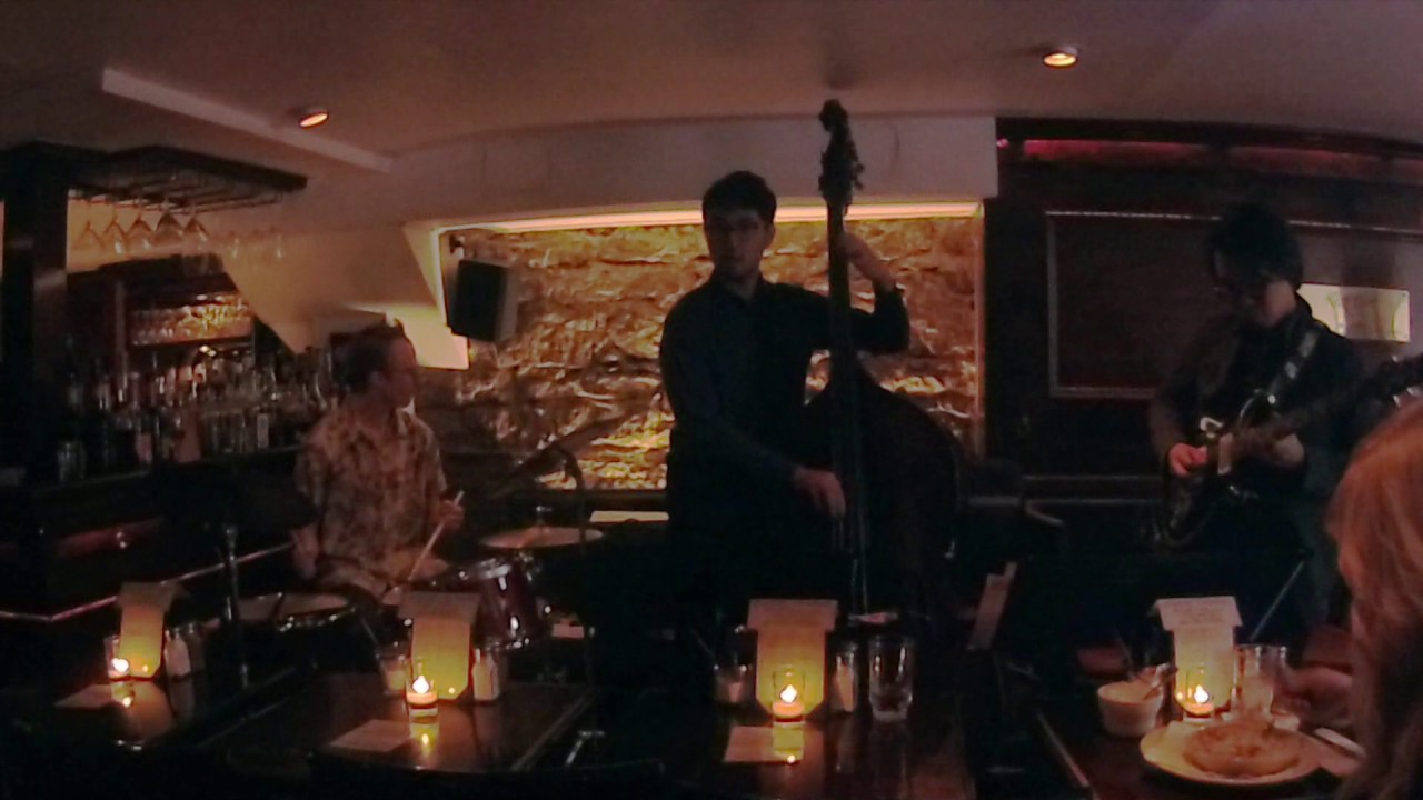 Promotional video thumbnail 2 for Prawit Siriwat - Jazz Guitarist