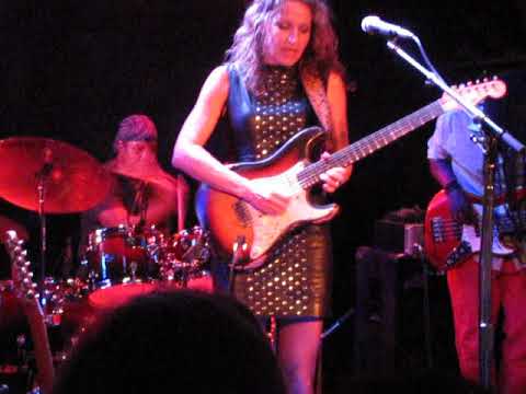 Ana Popovic  September 9th, 2017 Moe's Alley, Santa Cruz, California