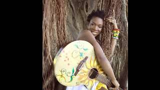 India Arie - I&#39;m Not The Average Girl (rare acapella version)