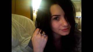 Demi Lovato-Behind Enemy Lines+Lyrics