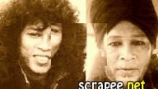 Download lagu MEMIKAT CAHAYA-MELISSA.wmv mp3